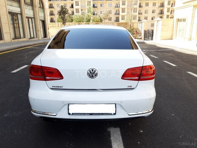 Volkswagen Passat 2013, 137,000 km - 1.8 l - Bakı