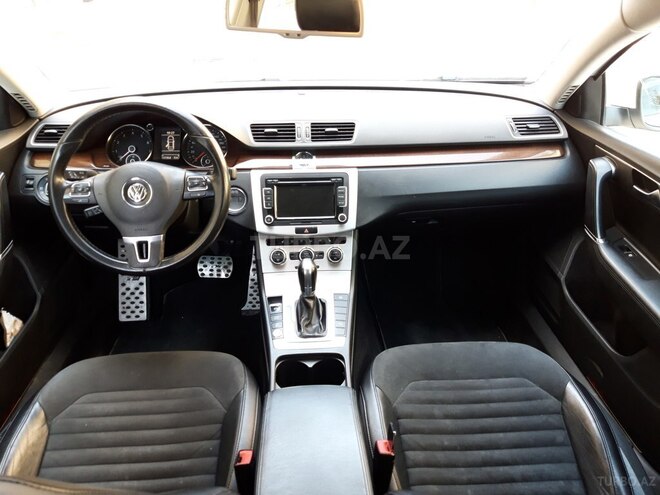 Volkswagen Passat 2013, 137,000 km - 1.8 l - Bakı