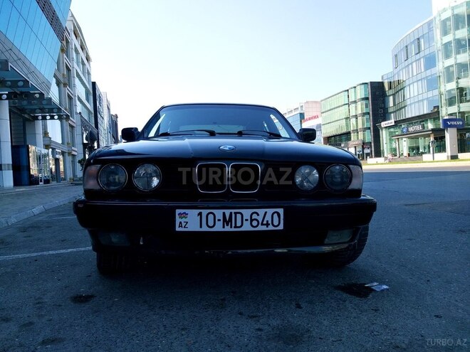 BMW 520 1991, 300,000 km - 2.0 l - Bakı