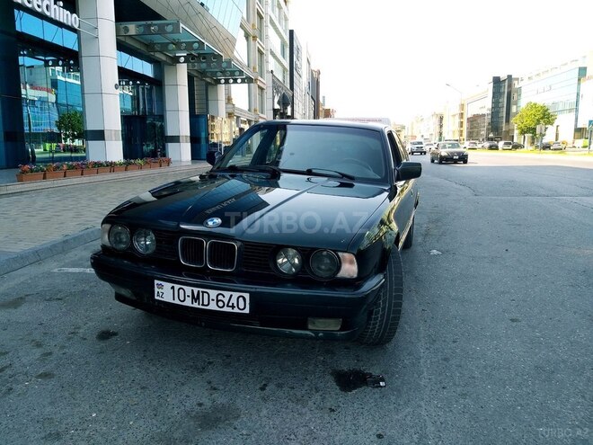 BMW 520 1991, 300,000 km - 2.0 l - Bakı