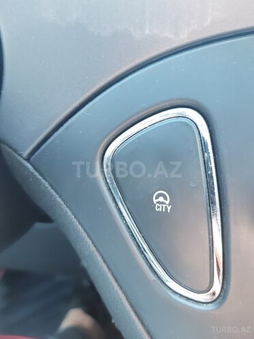Opel Corsa 2015, 82,500 km - 1.4 l - Bakı