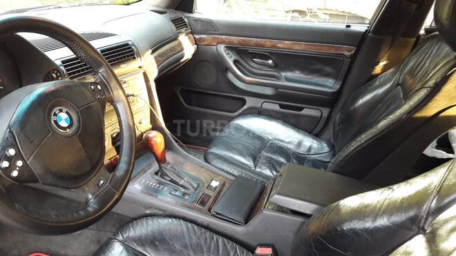 BMW 730 1994, 369,000 km - 3.0 l - Gəncə
