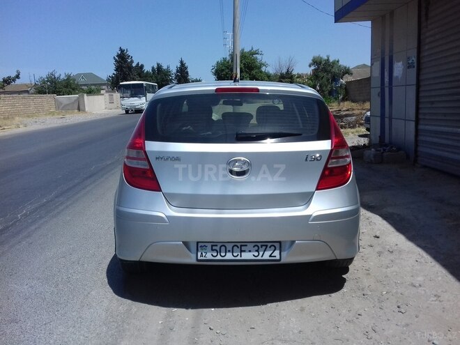 Hyundai i30 2011, 150,000 km - 1.6 л - Sumqayıt