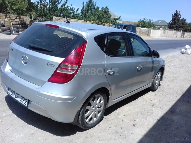 Hyundai i30 2011, 150,000 km - 1.6 л - Sumqayıt