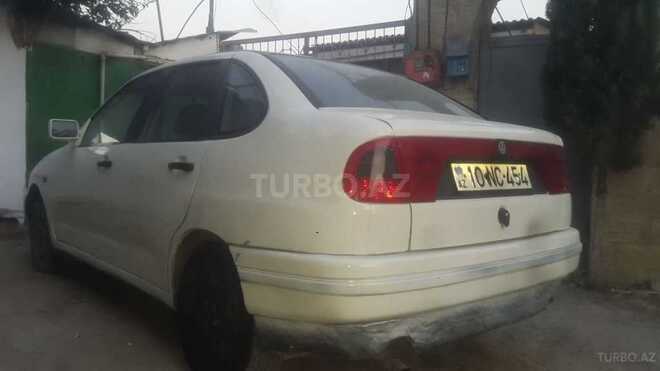 Volkswagen Polo 1995, 300,000 km - 0.2 l - Bakı