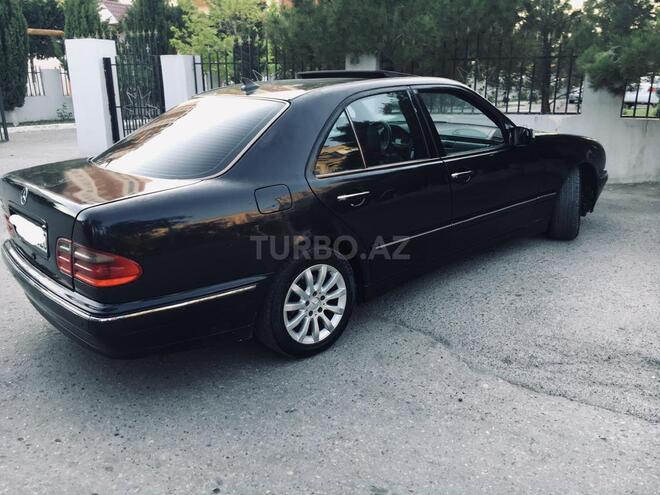 Mercedes E 280 2000, 212,450 km - 2.8 л - Sumqayıt