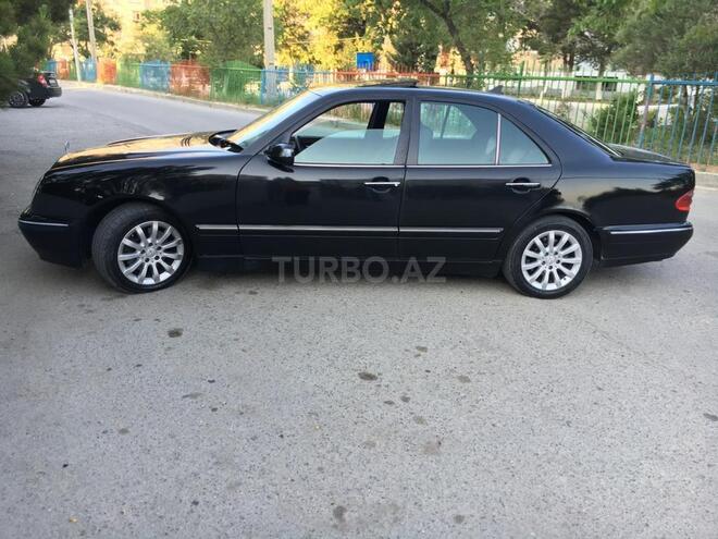 Mercedes E 280 2000, 212,450 km - 2.8 л - Sumqayıt