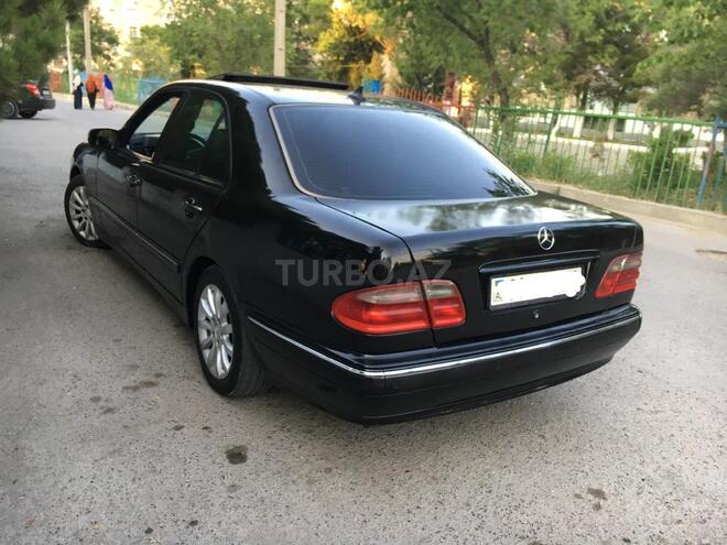 Mercedes E 280 2000, 212,450 km - 2.8 л - Sumqayıt