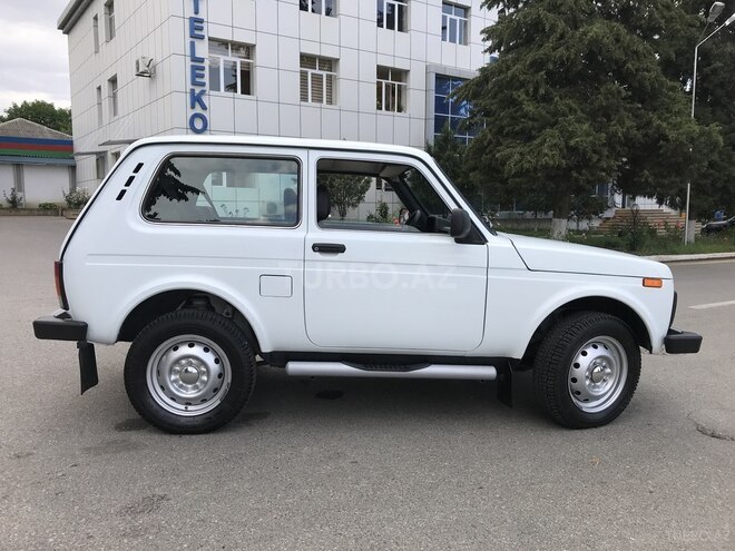 LADA (VAZ) Niva 2015, 53,000 km - 1.7 l - Qusar