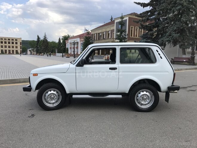 LADA (VAZ) Niva 2015, 53,000 km - 1.7 l - Qusar