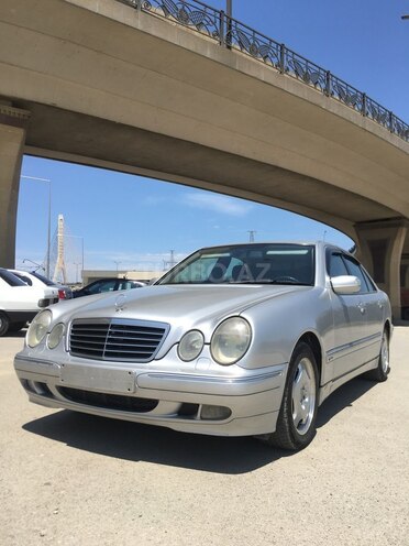 Mercedes E 270 2001, 347,876 km - 2.7 l - Bakı