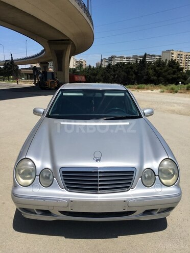 Mercedes E 270 2001, 347,876 km - 2.7 l - Bakı