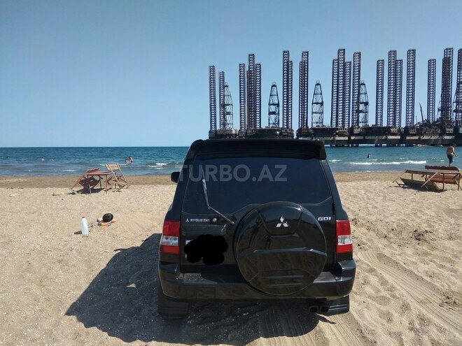 Mitsubishi Pajero io 2000, 253,000 km - 2.0 л - Bakı