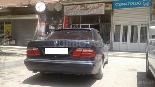 Mercedes E 320 2000, 380,200 km - 3.2 l - Bakı