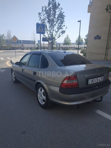 Opel Vectra 1998, 260,000 km - 1.6 l - Bakı