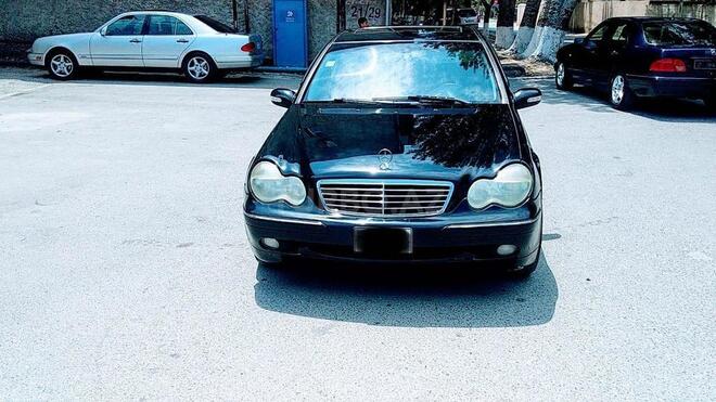 Mercedes C 240 2004, 220,000 km - 2.6 l - Sumqayıt
