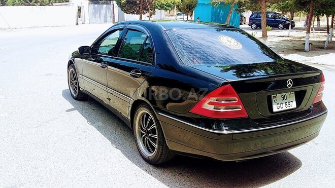 Mercedes C 240 2004, 220,000 km - 2.6 l - Sumqayıt