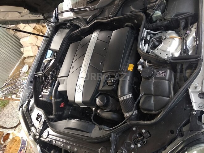 Mercedes E 320 2004, 235,468 km - 3.2 l - Göyçay