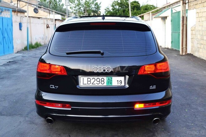 Audi Q7 2009, 156,000 km - 4.2 l - Bakı