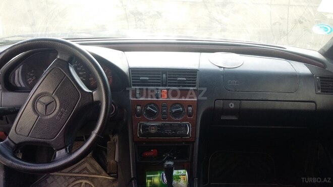 Mercedes C 220 1994, 404,000 km - 0.3 l - Bakı