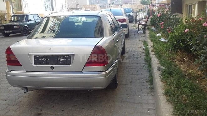 Mercedes C 220 1994, 404,000 km - 0.3 l - Bakı