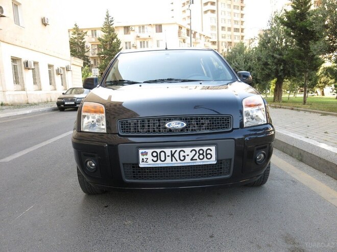 Ford Fusion 2011, 93,000 km - 1.4 л - Bakı