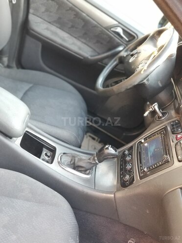 Mercedes C 240 2000, 270,000 km - 2.4 л - Bakı