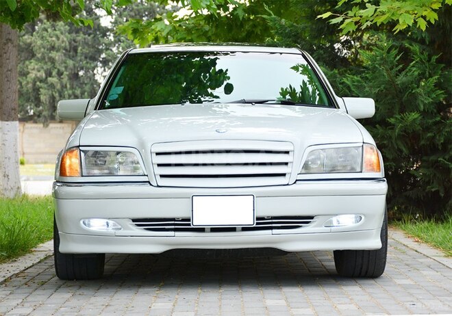 Mercedes C 230 1998, 285,000 km - 2.3 l - İmişli