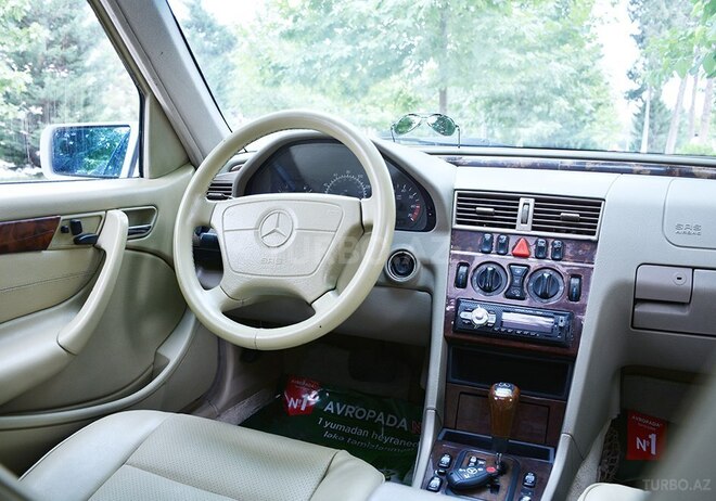 Mercedes C 230 1998, 285,000 km - 2.3 l - İmişli