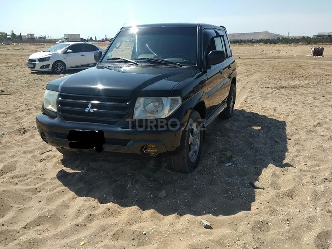 Mitsubishi Pajero io 2000, 253,000 km - 2.0 л - Bakı