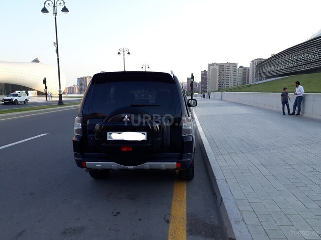 Mitsubishi Pajero 2007, 142,500 km - 3.0 l - Bakı