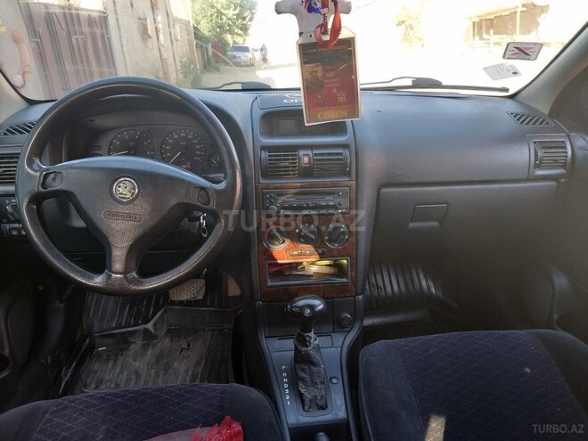 Opel Astra 1998, 250,000 km - 1.8 л - Bakı