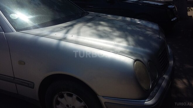 Mercedes E 230 1996, 349,039 km - 2.3 l - Sumqayıt