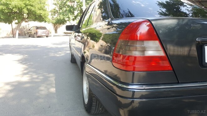 Mercedes C 180 1995, 388,000 km - 1.8 l - Sumqayıt