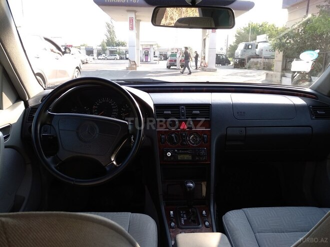 Mercedes C 240 1998, 237,000 km - 2.4 l - Sumqayıt