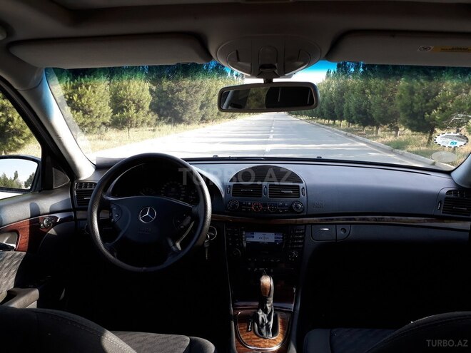 Mercedes E 240 2002, 192,000 km - 2.4 l - Şirvan