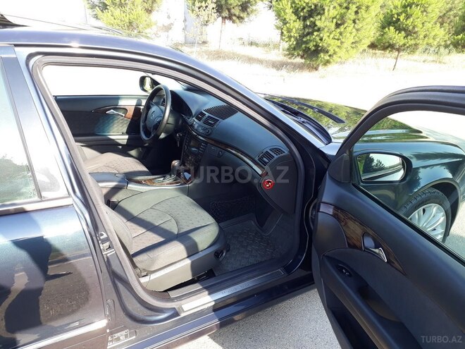 Mercedes E 240 2002, 192,000 km - 2.4 l - Şirvan
