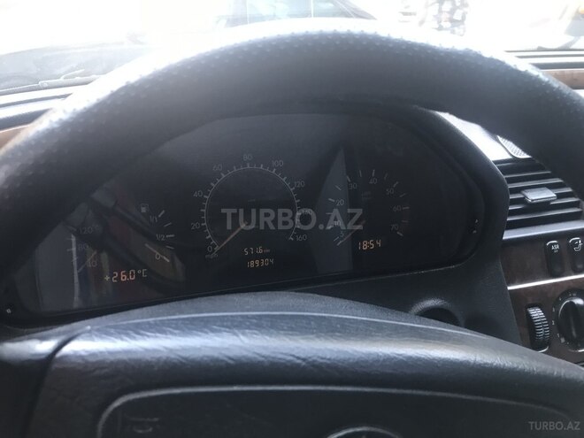 Mercedes C 230 1998, 189,000 km - 2.3 l - Bakı
