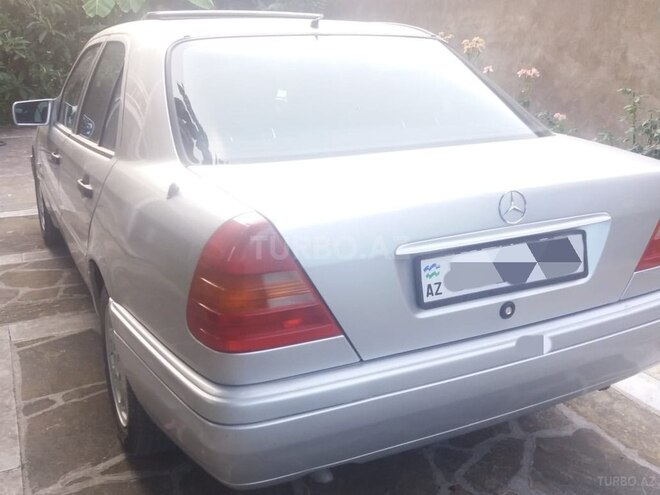 Mercedes C 180 1995, 385,000 km - 1.8 л - Tovuz
