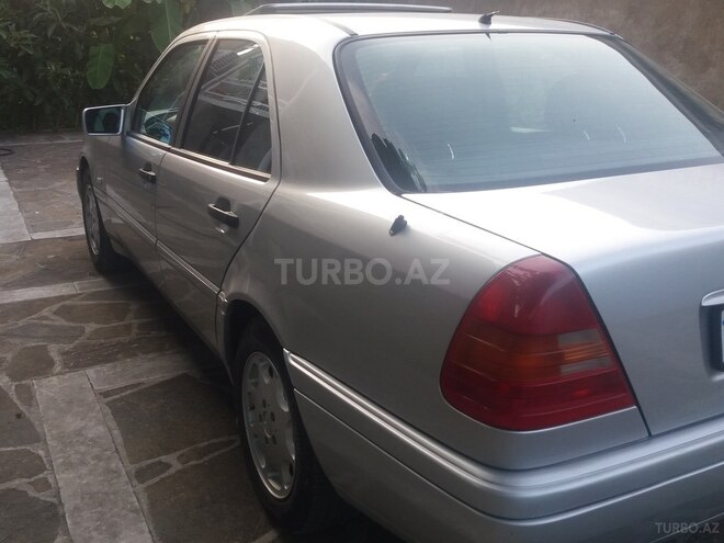 Mercedes C 180 1995, 385,000 km - 1.8 л - Tovuz