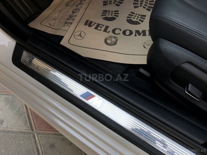 BMW 528 2015, 87,000 km - 2.0 л - Bakı