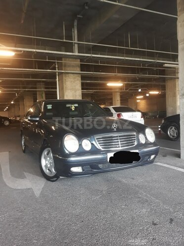 Mercedes E 240 1999, 332,900 km - 2.4 l - Bakı
