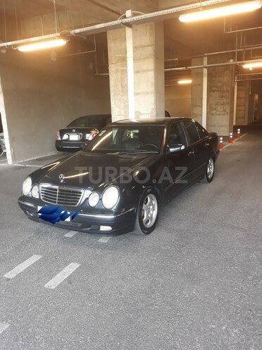 Mercedes E 240 1999, 332,900 km - 2.4 l - Bakı