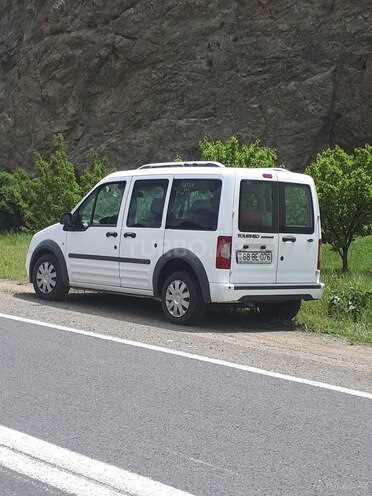 Ford Tourneo Connect 2013, 165,555 km - 1.8 l - Naxçıvan