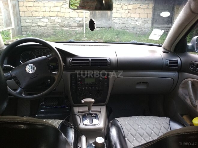 Volkswagen Passat 2002, 213,000 km - 1.8 l - İsmayıllı