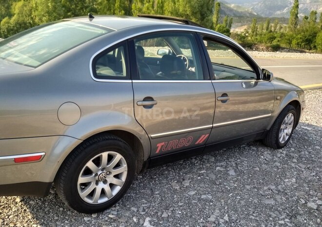 Volkswagen Passat 2002, 213,000 km - 1.8 l - İsmayıllı