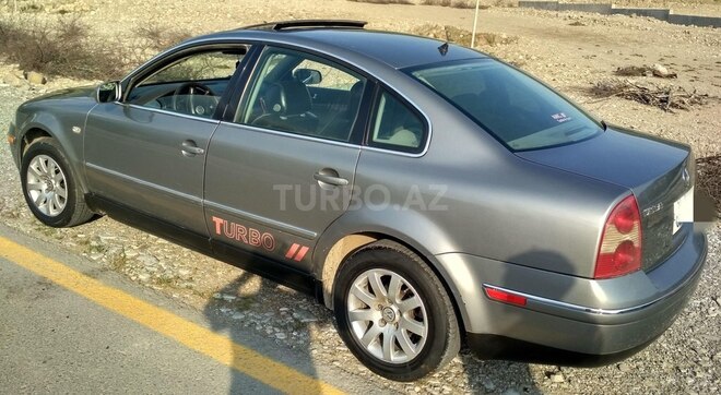 Volkswagen Passat 2002, 213,000 km - 1.8 l - İsmayıllı