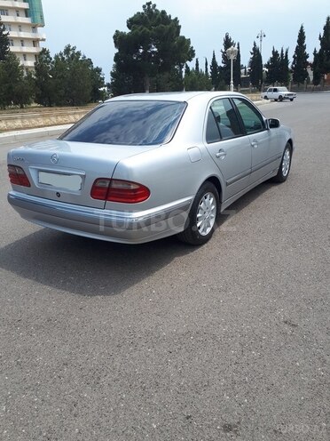 Mercedes E 200 2000, 178,700 km - 2.0 l - Gəncə