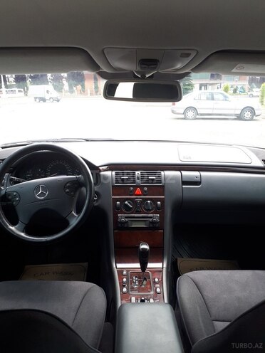 Mercedes E 200 2000, 178,700 km - 2.0 l - Gəncə
