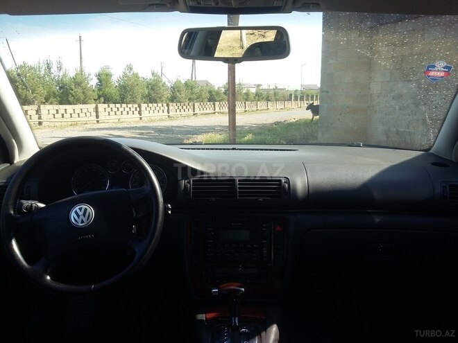 Volkswagen Passat 2004, 86,000 km - 2.8 l - Lənkəran